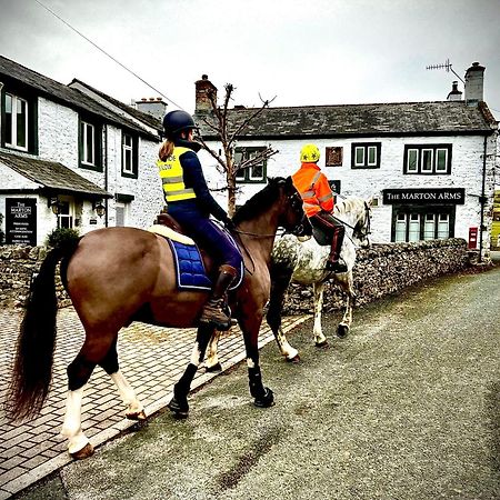 Hotel The Marton Arms Ingleton  Zewnętrze zdjęcie